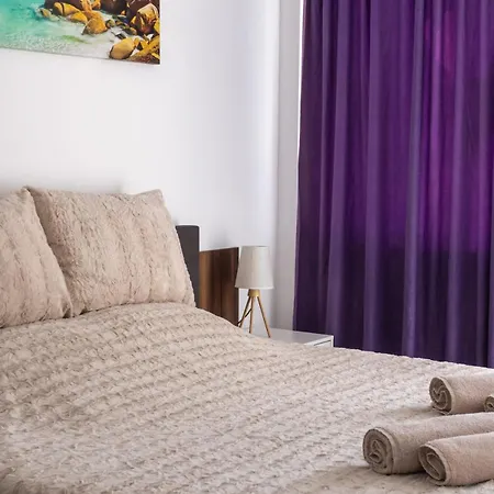 Soleil Bleu Beachfront Getaway - Beachfront Apartment With Sea View - Airport Meet & Greet - Free Parking - Nessebar نيسيبار