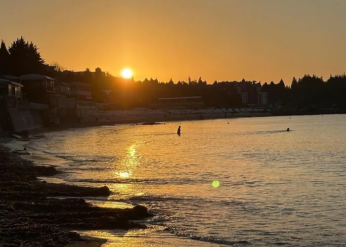 Apartment Soleil Bleu Beachfront Getaway Nesebar